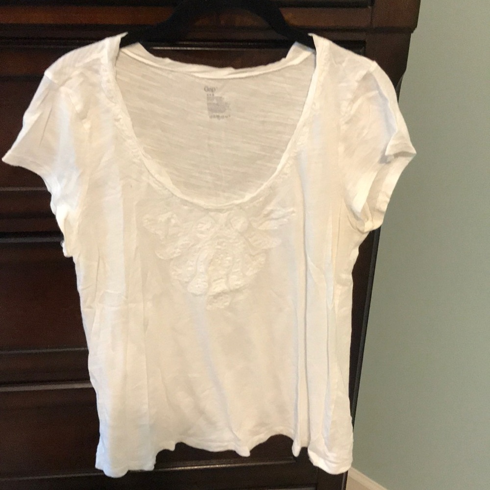 Gap Tee